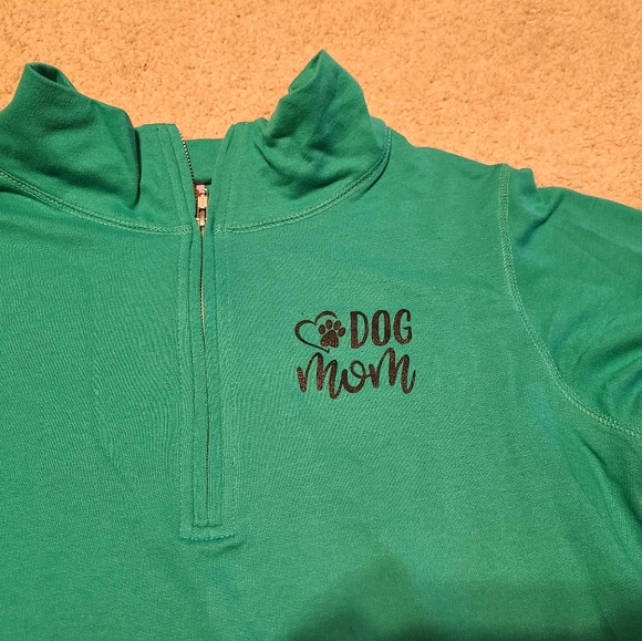 DOG MOM ❤️ - Picture 3 of 4